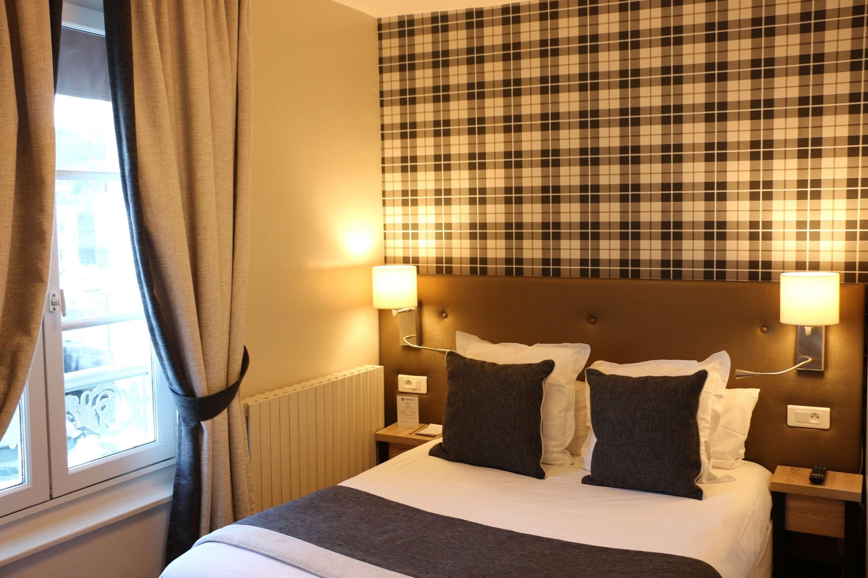 Best Western Le Cheval Blanc -Vue Sur Le Port-Plein Centre Ville Онфльор Екстериор снимка