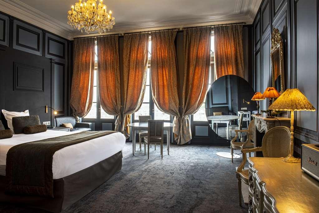 Best Western Le Cheval Blanc -Vue Sur Le Port-Plein Centre Ville Онфльор Стая снимка